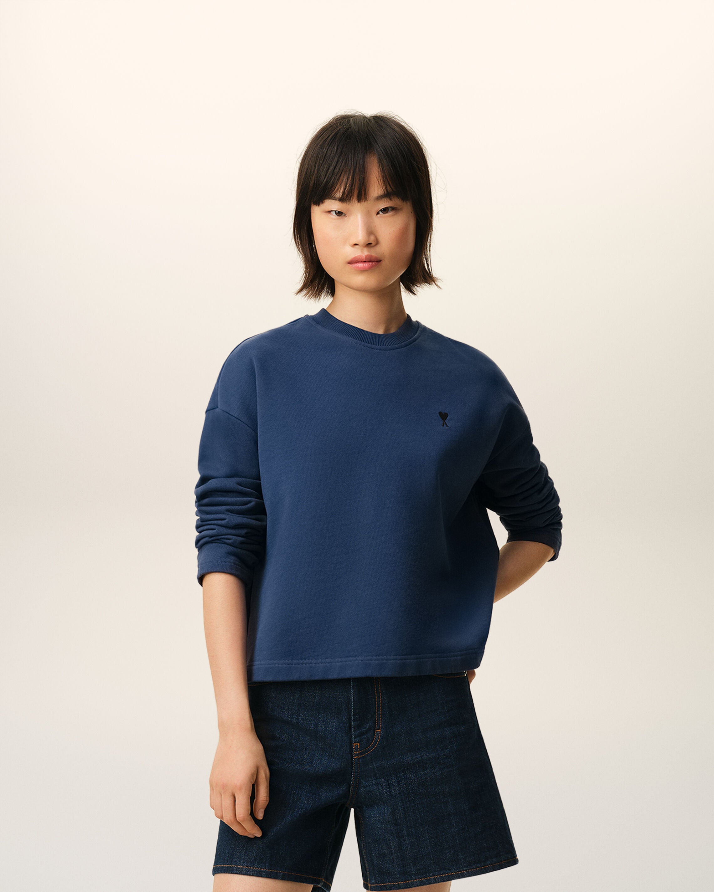 INK Blue Cotton Ami De Coeur Cropped Sweatshirt | Ami Paris