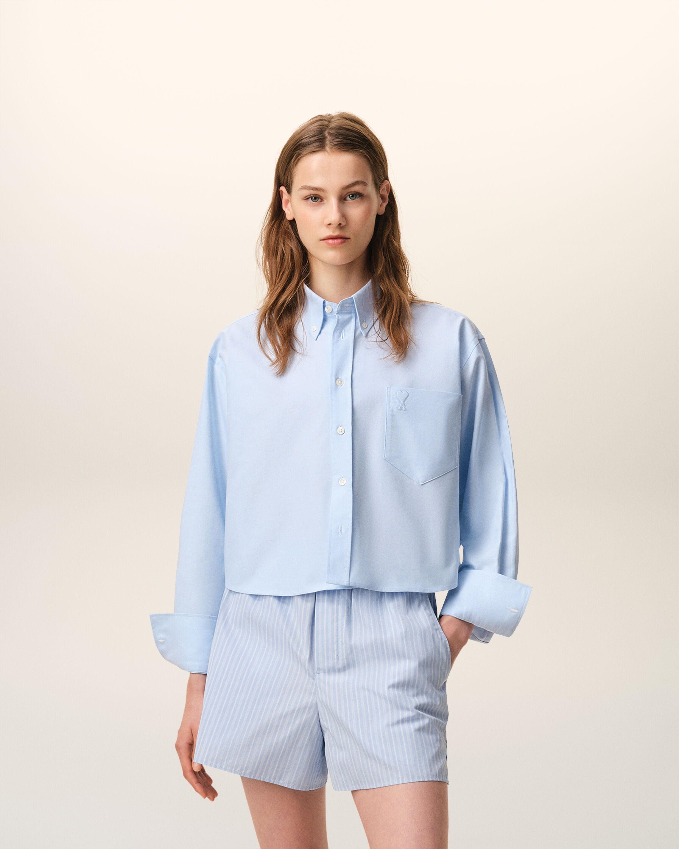 SKY BLUE Blue Cotton Ami De Coeur Cropped Oversized Shirt | AMI PARIS