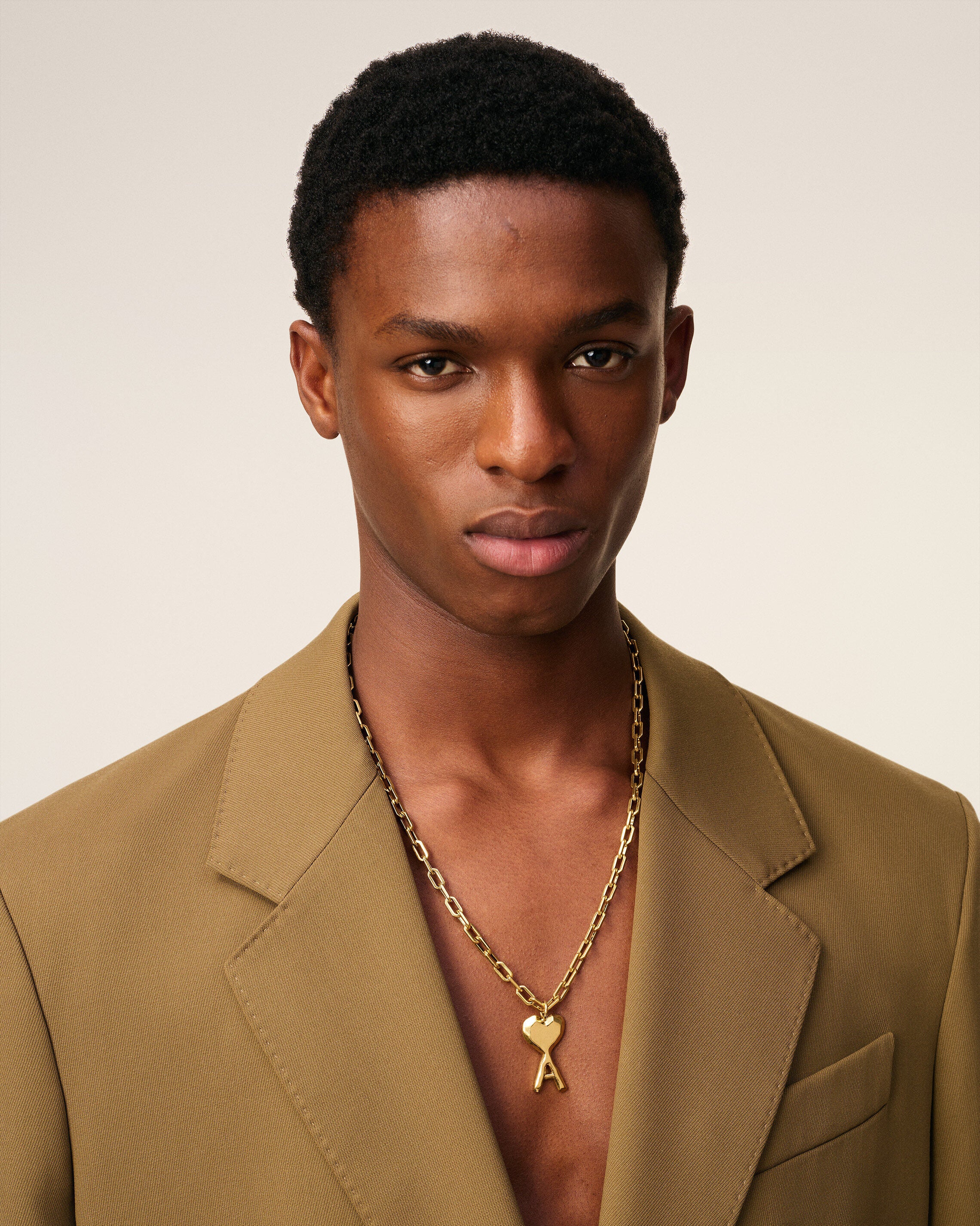 GOLD Gold Brass Hammered Ami De Coeur Necklace | AMI PARIS