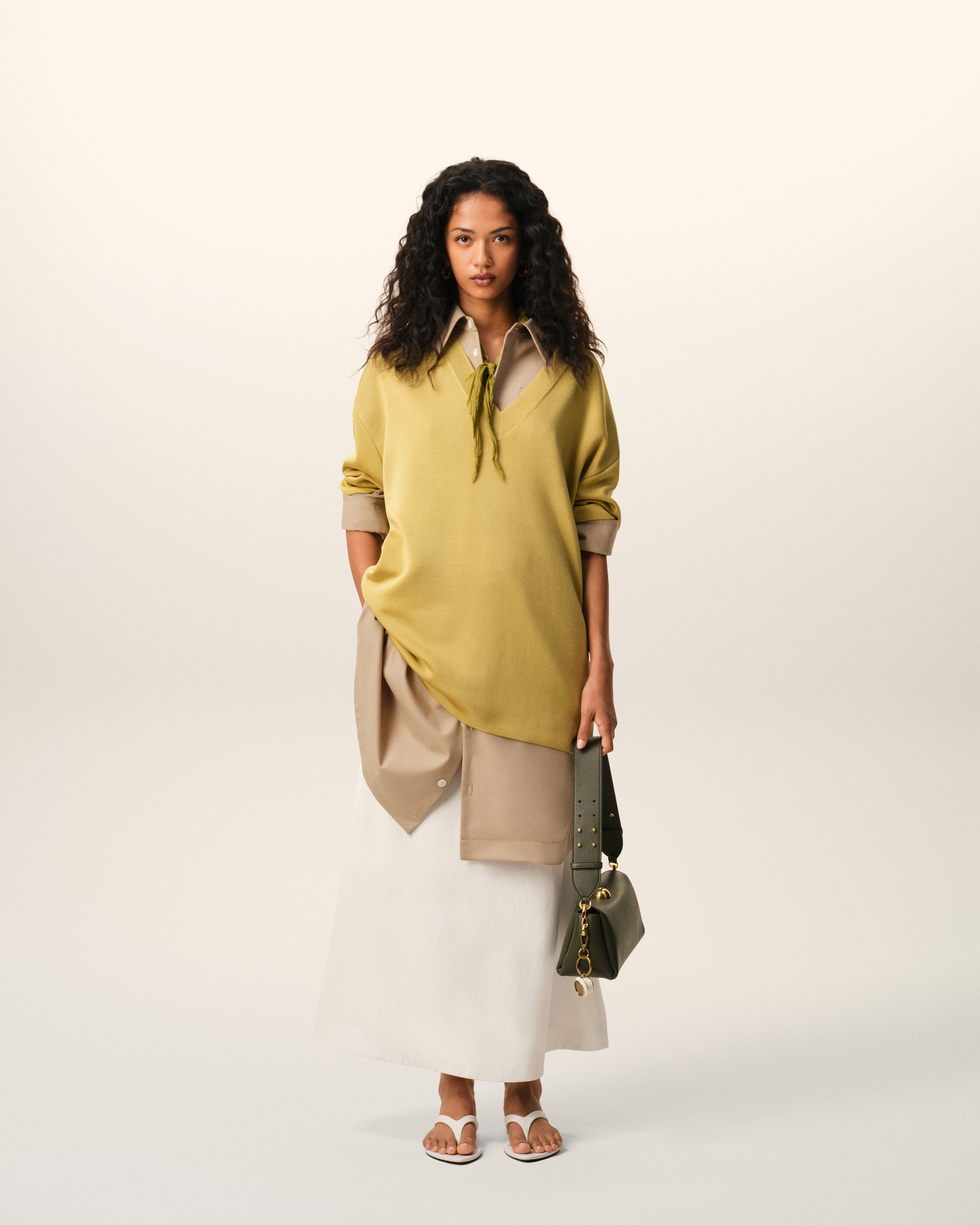 YELLOW PASTEL Yellow Wool Short Sleeves V Neck Sweater | Ami Paris