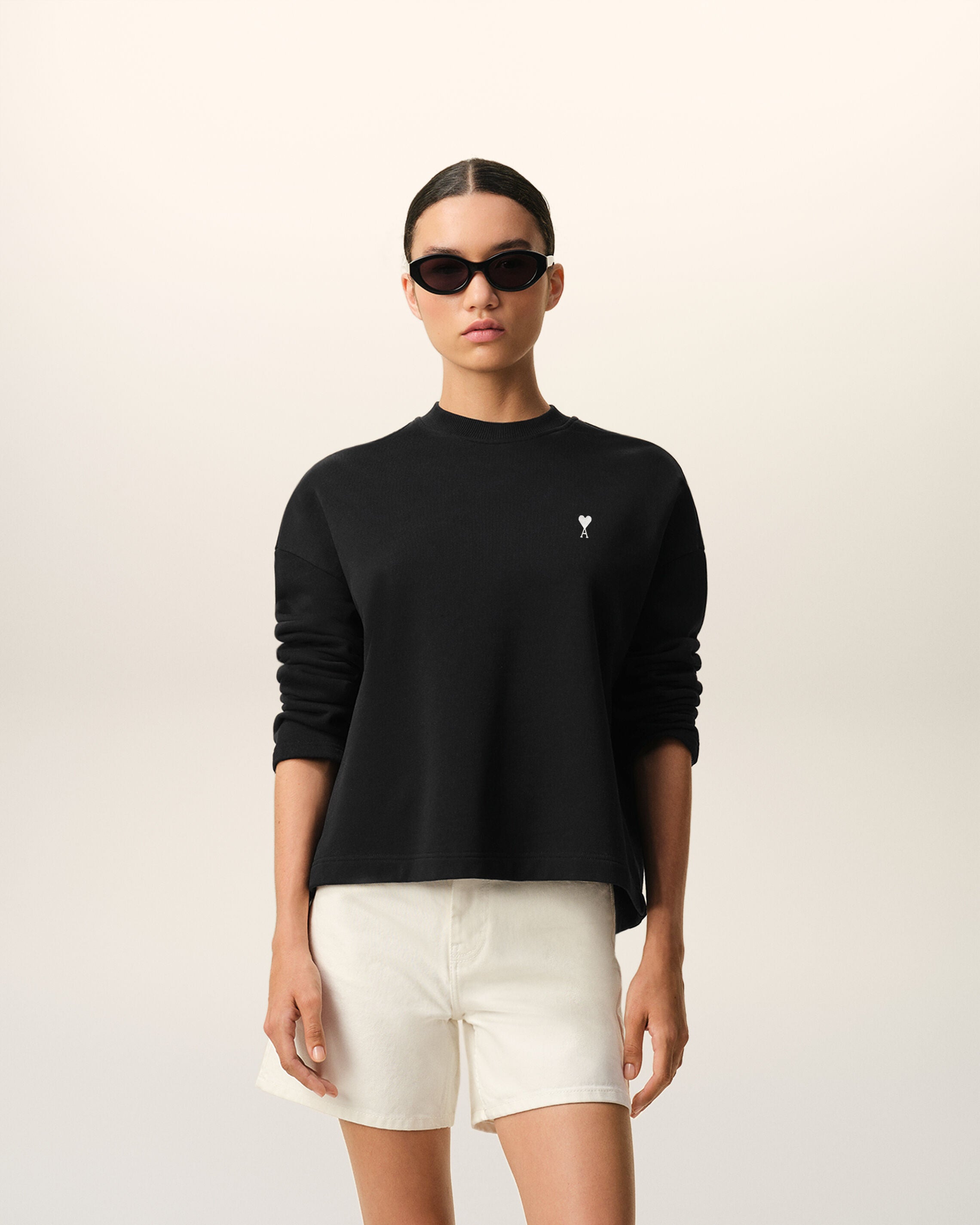 BLACK/WHITE CREAM Black Cotton Ami De Coeur Cropped Sweatshirt | Ami Paris