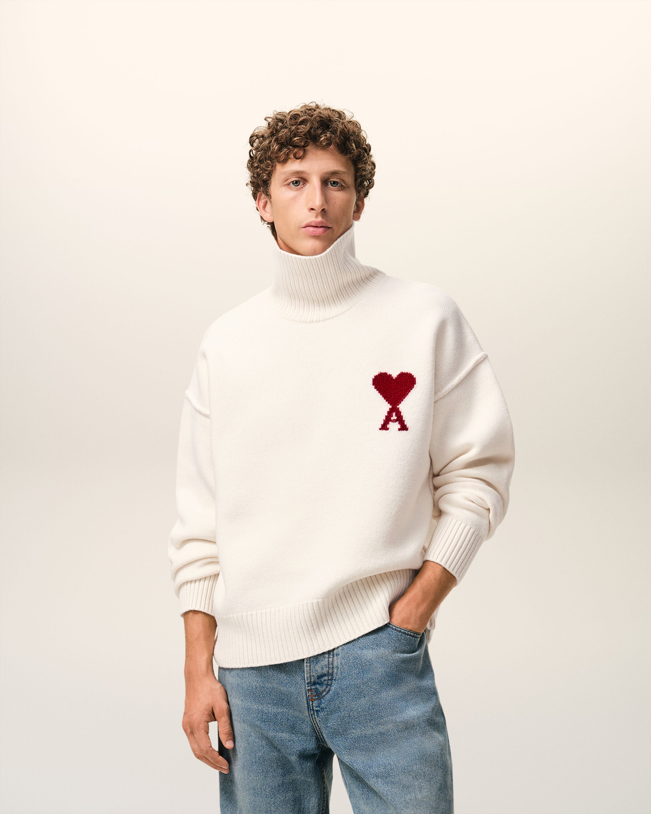 OFF WHITE/ RED White Wool Ami De Coeur Funnel Neck Sweater | AMI PARIS